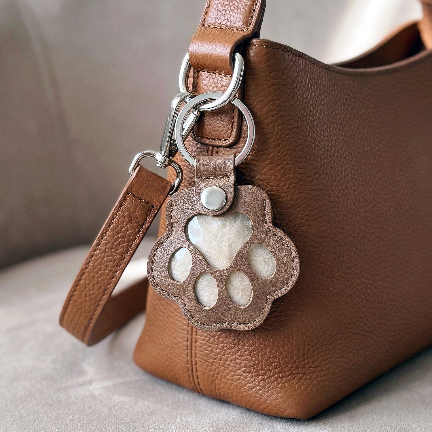 Schlüsselanhänger »Paw« in verschiedenen Farben