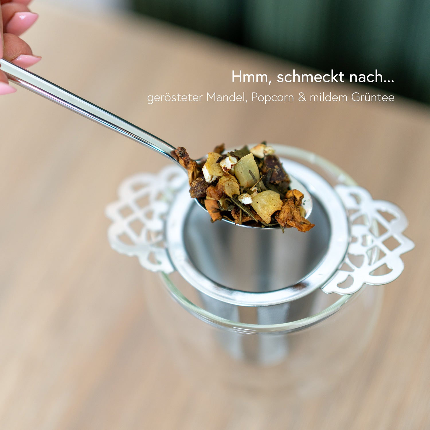 Früchtetee »Almond Ceremony«  (mild-nussig & belebend)